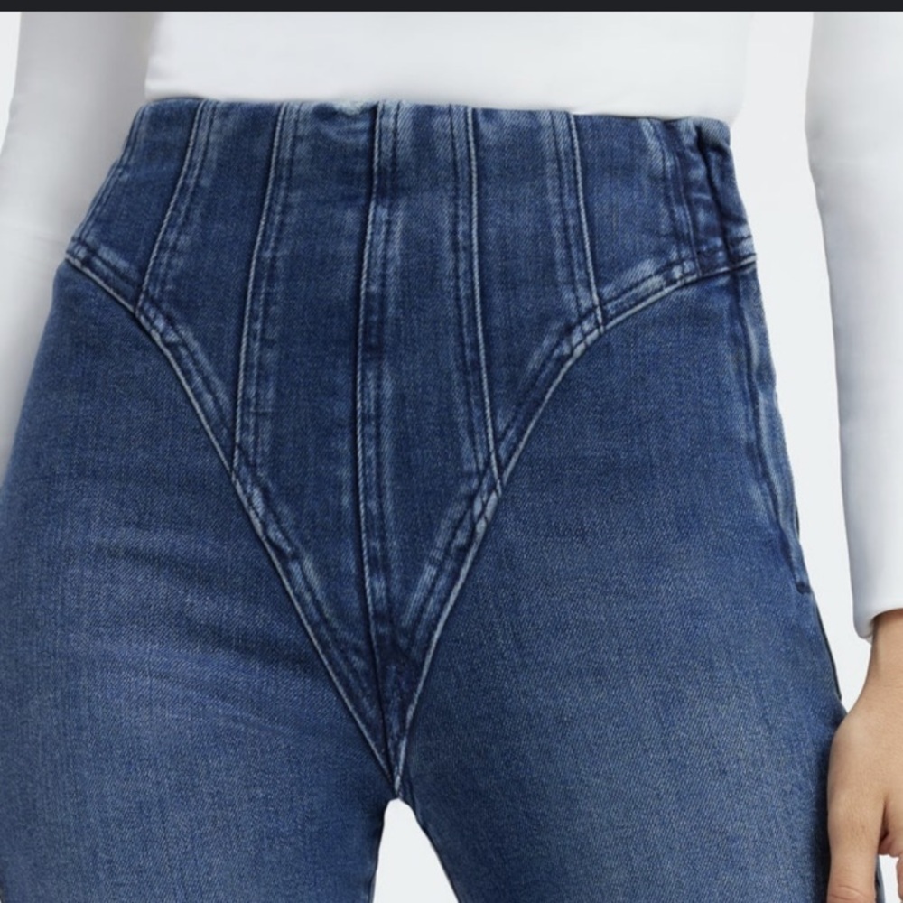 GOOD AMERICAN ~ GOOD LEGS High Waisted PULL-ON Slim Jeans 6/28